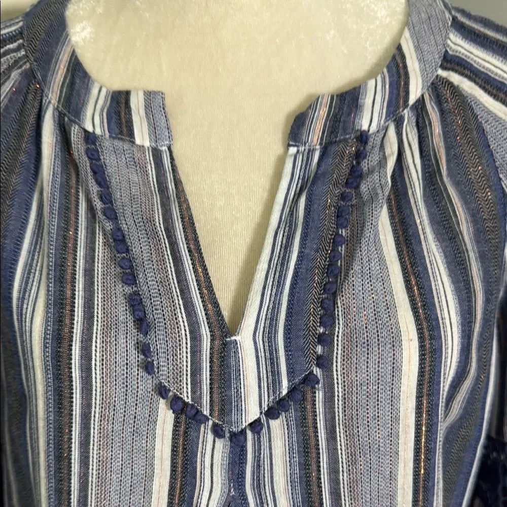 crown & ivy stylish tunic